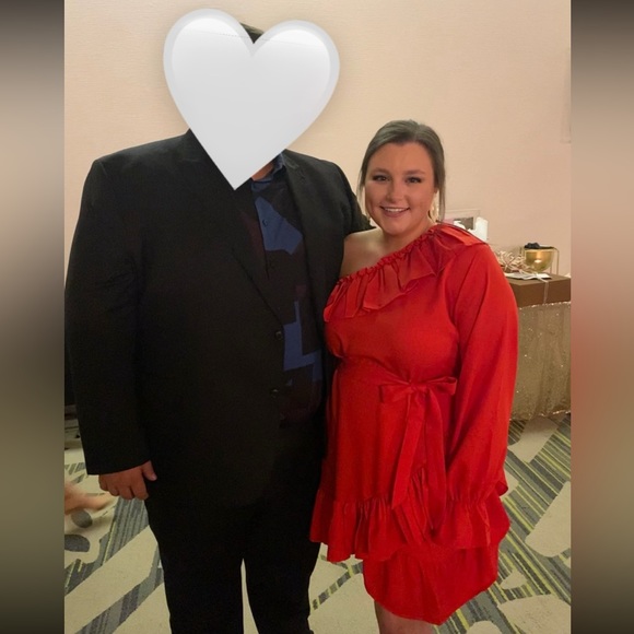 Red one shoulder dress - Picture 2 of 2